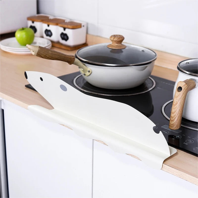Cute Bear-Shaped Splash Guard
